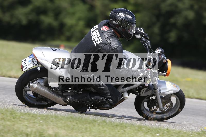 Archiv-2025/22 06.06.2025 DISCOVER the BIKE ADR/Race 3 rot/4